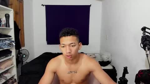 Snapshot of juansw66 chatting on 09-19-25, 03:19 juansw66 online show from 09-19-25, 03:19