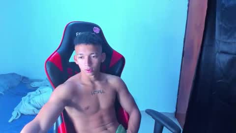 juansw66 online show from 05-11-26, 03:18