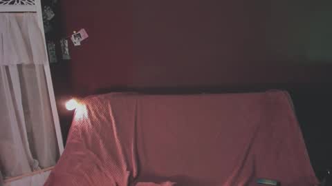 Arina online show from 10-31-25, 01:56