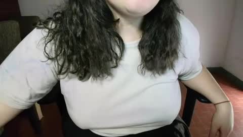 Judithamelia online show from 10-22-25, 09:47