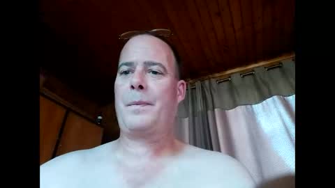 Snapshot of judojeff chatting on 09-19-25, 05:13 judojeff online show from 09-19-25, 05:13