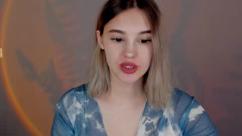 Snapshot of judymiles chatting on 01-28-25, 07:00 Angelica online show from 01-28-25, 07:00