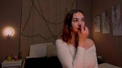 Snapshot of judymiles chatting on 09-13-25, 01:38 Angelica online show from 09-13-25, 01:38