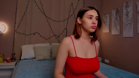 Snapshot of judymiles chatting on 09-19-25, 01:40 Angelica online show from 09-19-25, 01:40