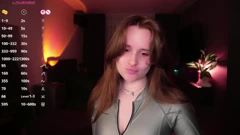 Snapshot of juelzfoxy chatting on 05-07-26, 09:31 Juelz online show from 05-07-26, 09:31