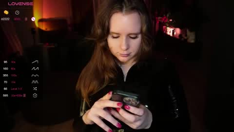 Snapshot of juelzfoxy chatting on 05-21-26, 09:33 Juelz online show from 05-21-26, 09:33