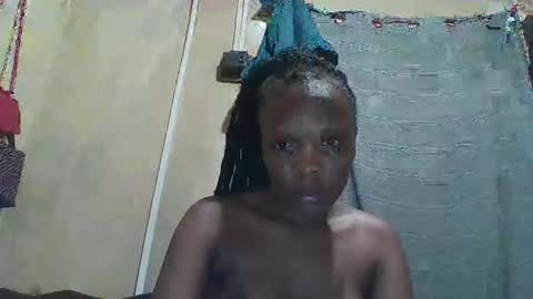 juice_petite3 online show from 01-26-25, 07:20