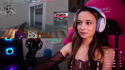 Snapshot of juicy___angel chatting on 03-01-25, 01:00 Angelina online show from 03-01-25, 01:00