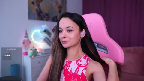 Angelina online show from 11-13-25, 10:36