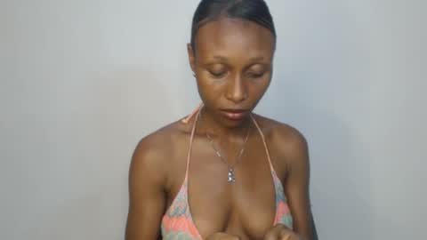 Snapshot of juicy_pinkpussy564197 chatting on 02-28-26, 11:28 olivia online show from 02-28-26, 11:28