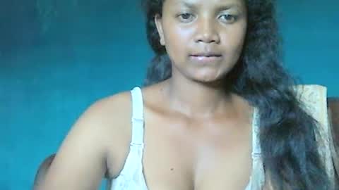 Snapshot of juicy_pretty chatting on 01-08-25, 08:06 stellah online show from 01-08-25, 08:06