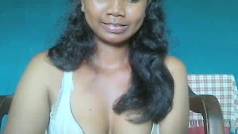 Snapshot of juicy_pretty chatting on 01-16-25, 08:43 stellah online show from 01-16-25, 08:43