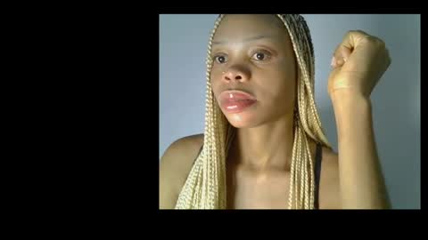 Snapshot of juicy_slut0 chatting on 05-19-26, 07:26 Champaign online show from 05-19-26, 07:26
