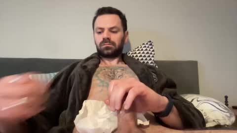 Snapshot of juicybonewar chatting on 12-20-24, 09:54 Daddy Tiger online show from 12-20-24, 09:54