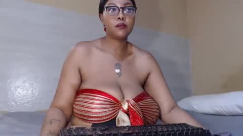 Snapshot of juicyfatboobsx chatting on 09-21-25, 10:17 juicyfatboobsx online show from 09-21-25, 10:17