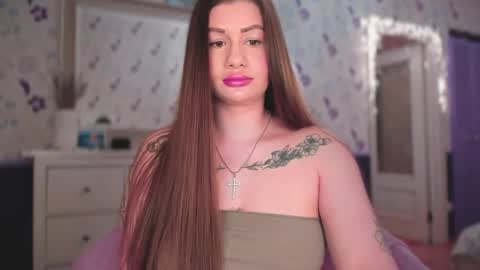 Elena online show from 10-16-25, 02:40