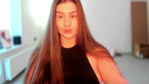 Elena online show from 05-23-26, 04:44