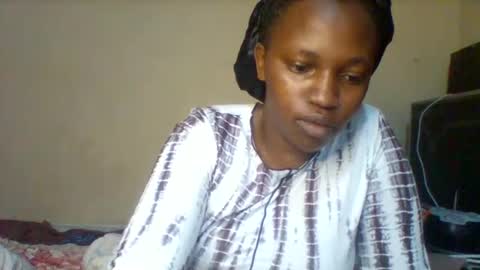 juicyicequeen online show from 11-19-25, 01:11