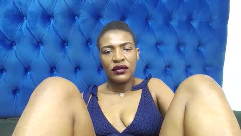 Snapshot of juicykayxxx chatting on 05-08-26, 08:08 Miss Kay online show from 05-08-26, 08:08
