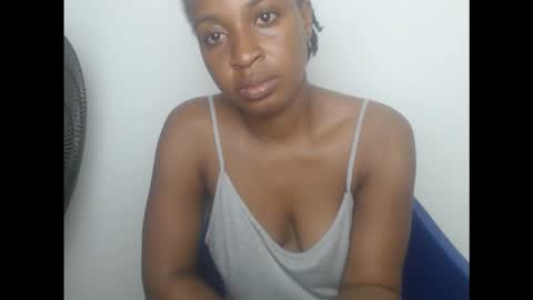Snapshot of juicykinkx chatting on 10-22-25, 05:08 juicykinkx online show from 10-22-25, 05:08