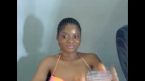 juicynpinkx online show from 04-25-26, 01:41