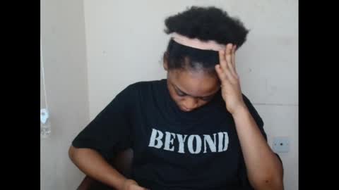 Snapshot of juicynwetx chatting on 03-12-25, 11:44 juicynwetx online show from 03-12-25, 11:44