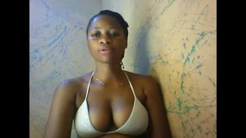 juicypiexx online show from 12-16-25, 03:06