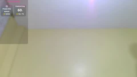 Snapshot of juicyqueen_xo chatting on 07-19-26, 03:43 Juicy Bumbum online show from 07-19-26, 03:43