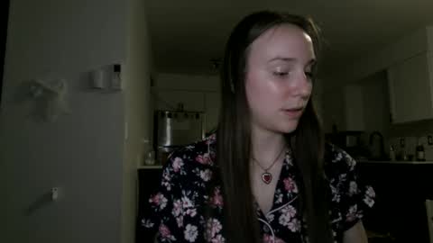 Snapshot of juicysavanah chatting on 12-22-25, 08:44 Sav online show from 12-22-25, 08:44