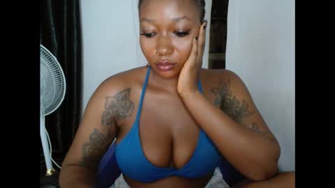 juicyxpink online show from 11-10-25, 11:48