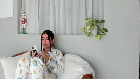 Andry but call me yulieth online show from 12-18-25, 03:51