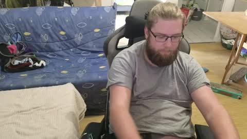 Julcs online show from 04-09-26, 05:18