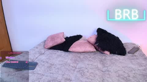 Jules and Gia online show from 03-31-26, 09:10