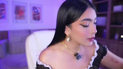 Jules Bennett online show from 02-11-26, 11:37