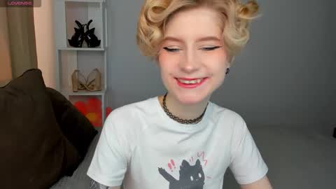 Jules online show from 09-30-25, 01:21