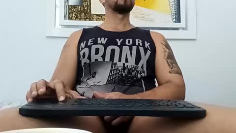 Snapshot of juleslatin122 chatting on 12-02-24, 12:29 Jules online show from 12-02-24, 12:29