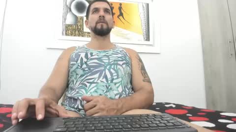 Snapshot of juleslatin122 chatting on 12-29-24, 07:32 Jules online show from 12-29-24, 07:32