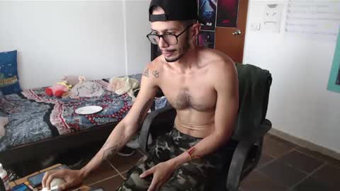 Julfigo online show from 01-17-25, 03:22