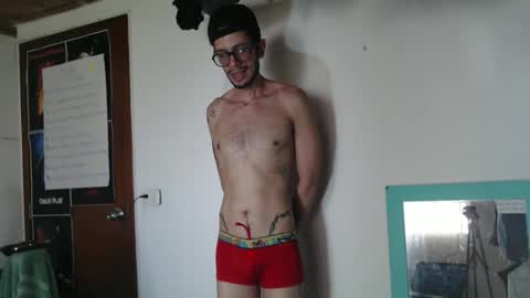 Julfigo online show from 04-14-26, 06:47