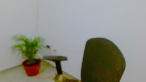  Juliana Torres  online show from 12-22-25, 01:24