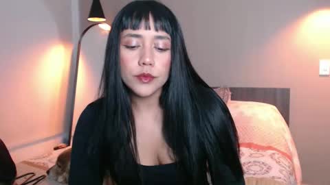 Snapshot of juli_love11 chatting on 06-01-26, 10:22 JULIETA online show from 06-01-26, 10:22
