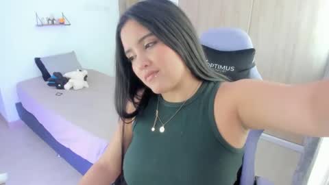 juli_santos_22 online show from 12-28-24, 03:48