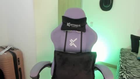 juli_santos_22 online show from 02-22-25, 01:13