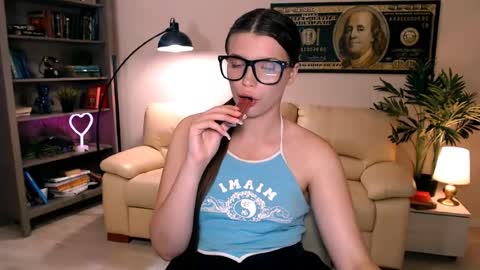 Snapshot of julia485262 chatting on 07-12-26, 08:33 julia485262 online show from 07-12-26, 08:33