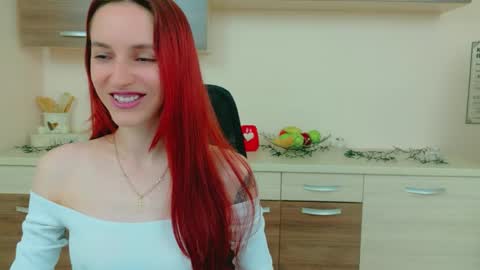 JuliaJae online show from 04-25-26, 06:16