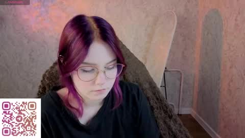 Julia online show from 04-22-26, 01:08