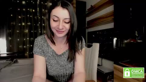 julia_t_mog online show from 06-26-26, 09:41