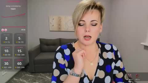 Julia online show from 02-20-26, 01:11