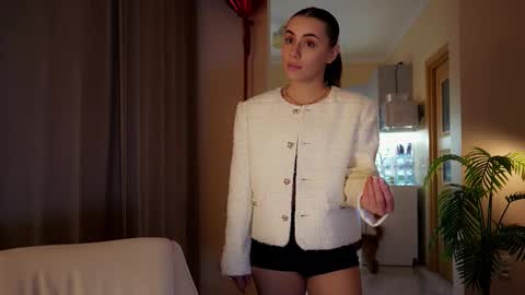 Molly online show from 03-18-26, 03:15