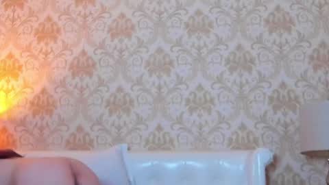 Snapshot of juliahunts chatting on 06-05-26, 11:38 JuliaHunt online show from 06-05-26, 11:38